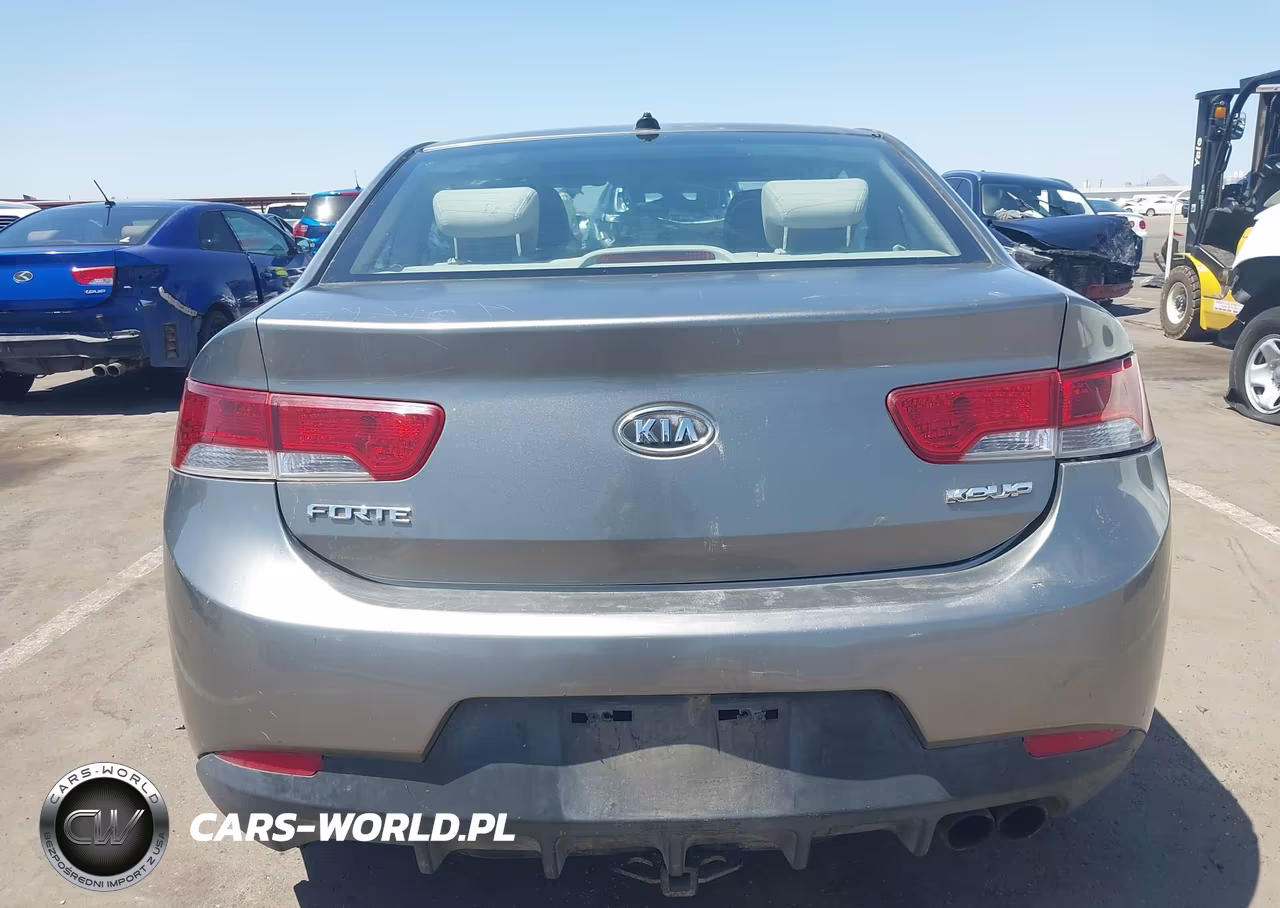 2010 Kia Forte Koup Ex VIN:KNAFU6A24A5252319 - 16