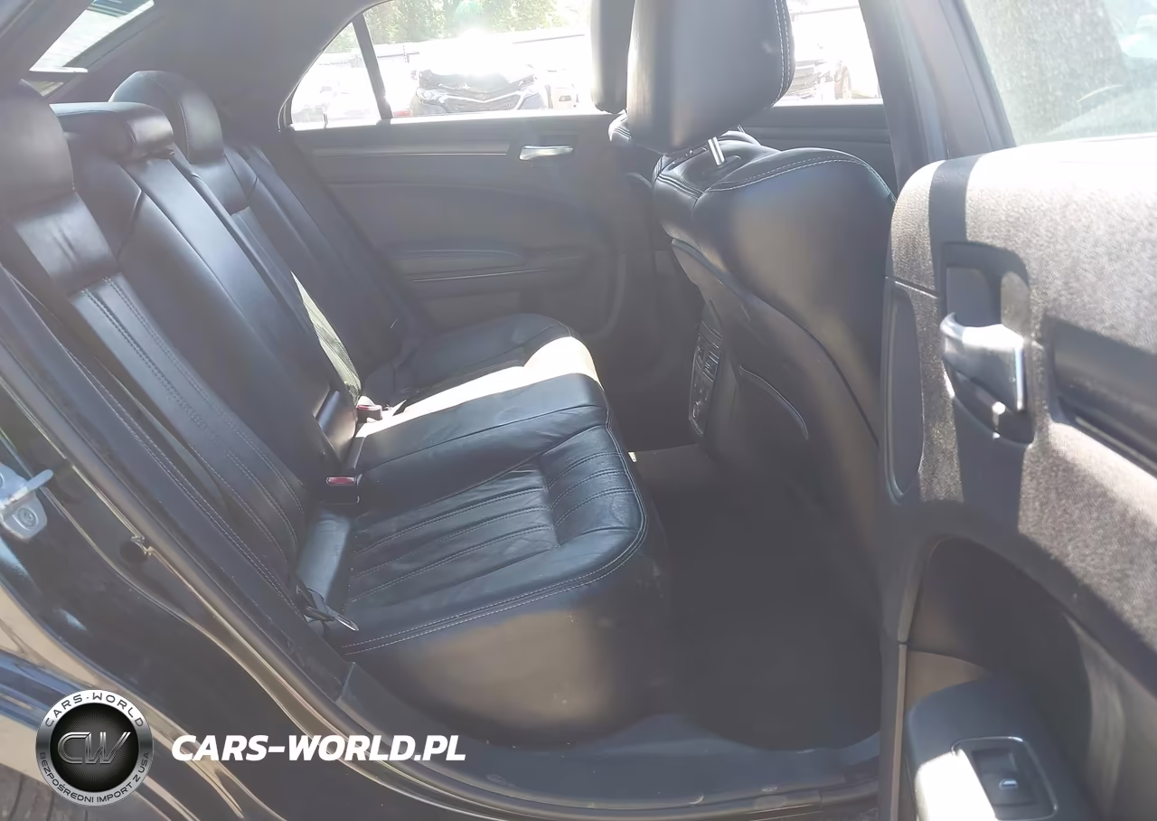 2012 Chrysler 300 S V6 VIN:2C3CCAGG0CH289673 - 8