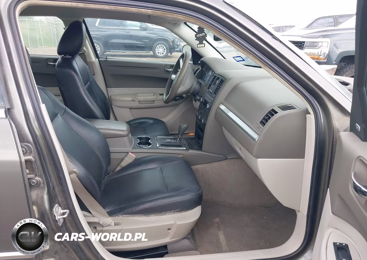 2008 Chrysler 300 Lx VIN:2C3LA43R58H283258 - 5