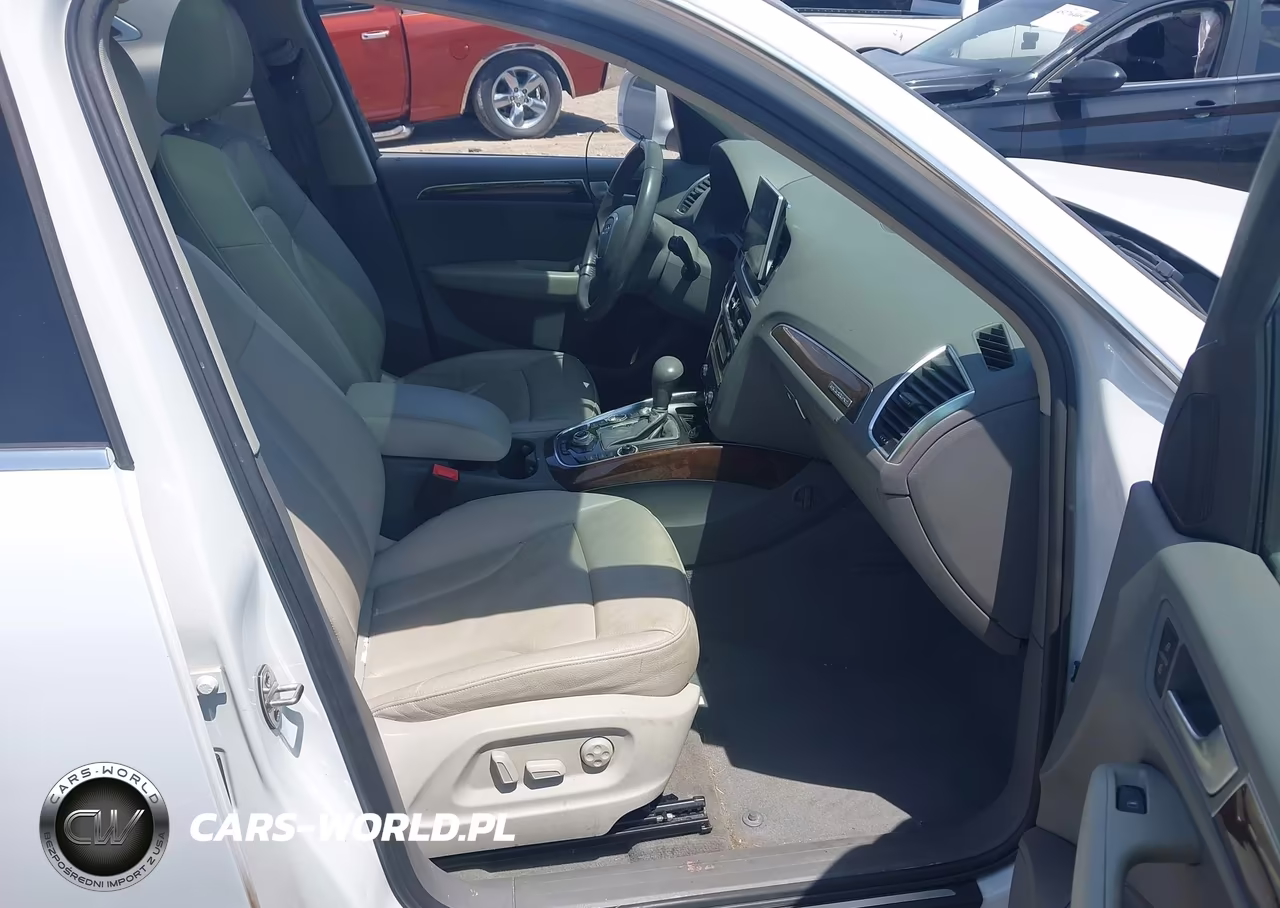 2012 Audi Q5 2.0T Premium VIN:WA1LFAFP3CA045366 - 5