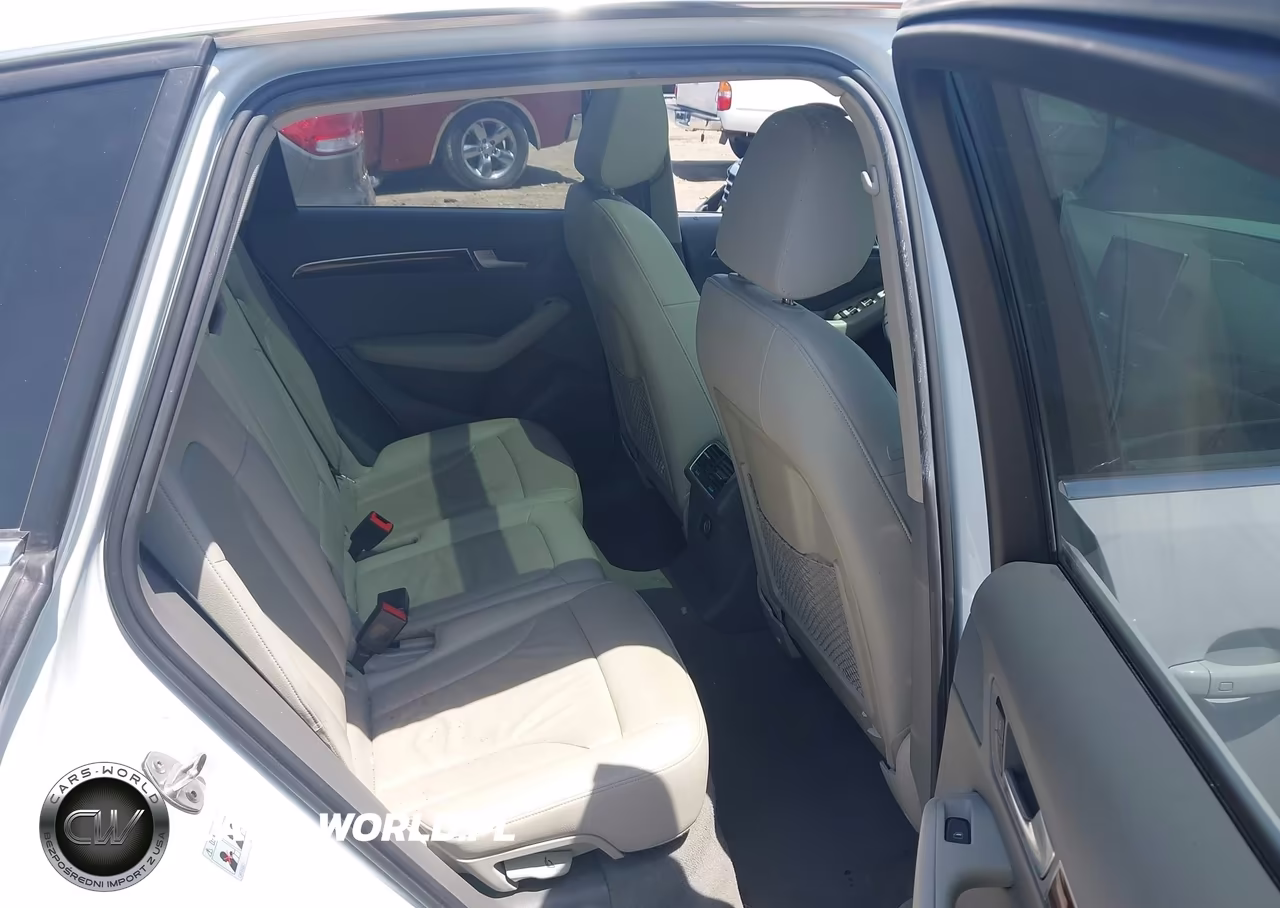 2012 Audi Q5 2.0T Premium VIN:WA1LFAFP3CA045366 - 8
