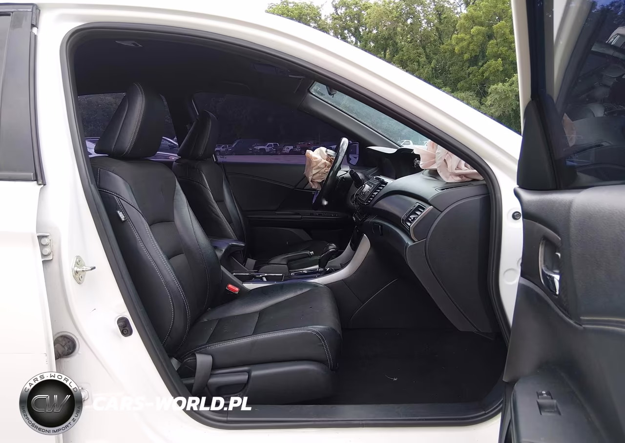 2017 Honda Accord Sport VIN:1HGCR2F60HA107955 - 5