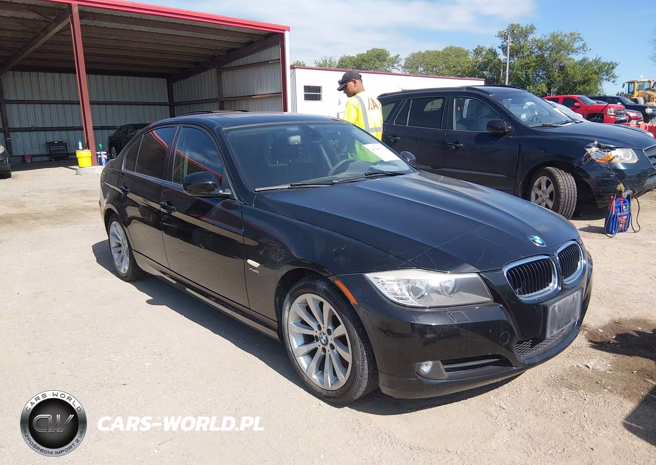 2011 BMW 328I xDrive – zdjęcie 1 z 11