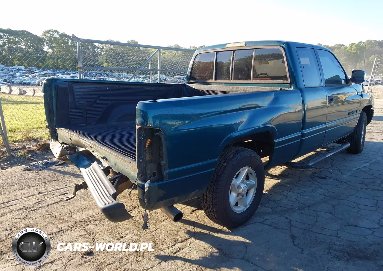1996 Dodge Ram 1500 VIN:3B7HC13Y9TM167184 - 4