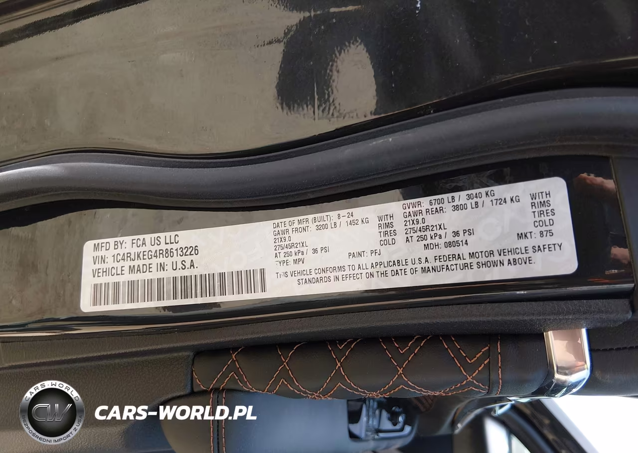 2024 Jeep Grand Cherokee L Summit 4X4 VIN:1C4RJKEG4R8613226 - 9