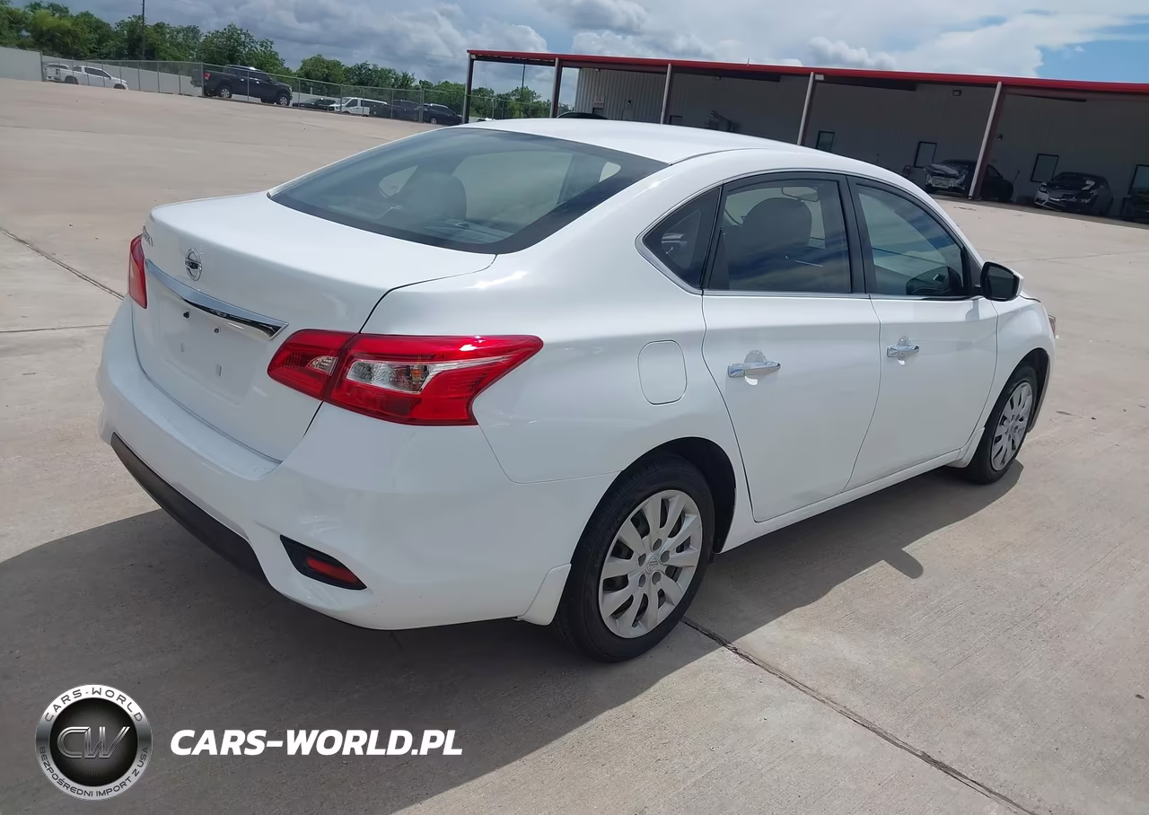 2017 Nissan Sentra S VIN:3N1AB7AP9HY284879 - 4