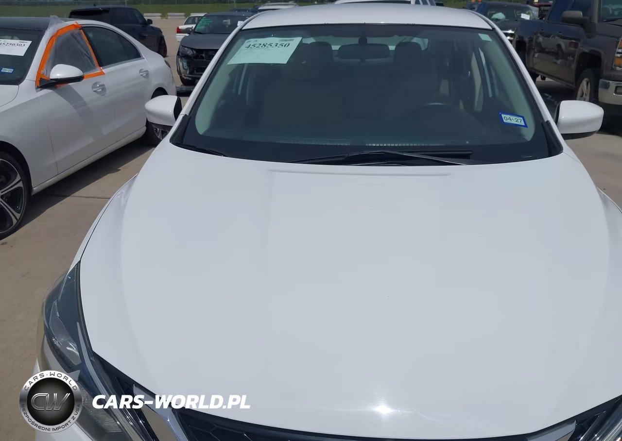 2017 Nissan Sentra S VIN:3N1AB7AP9HY284879 - 6