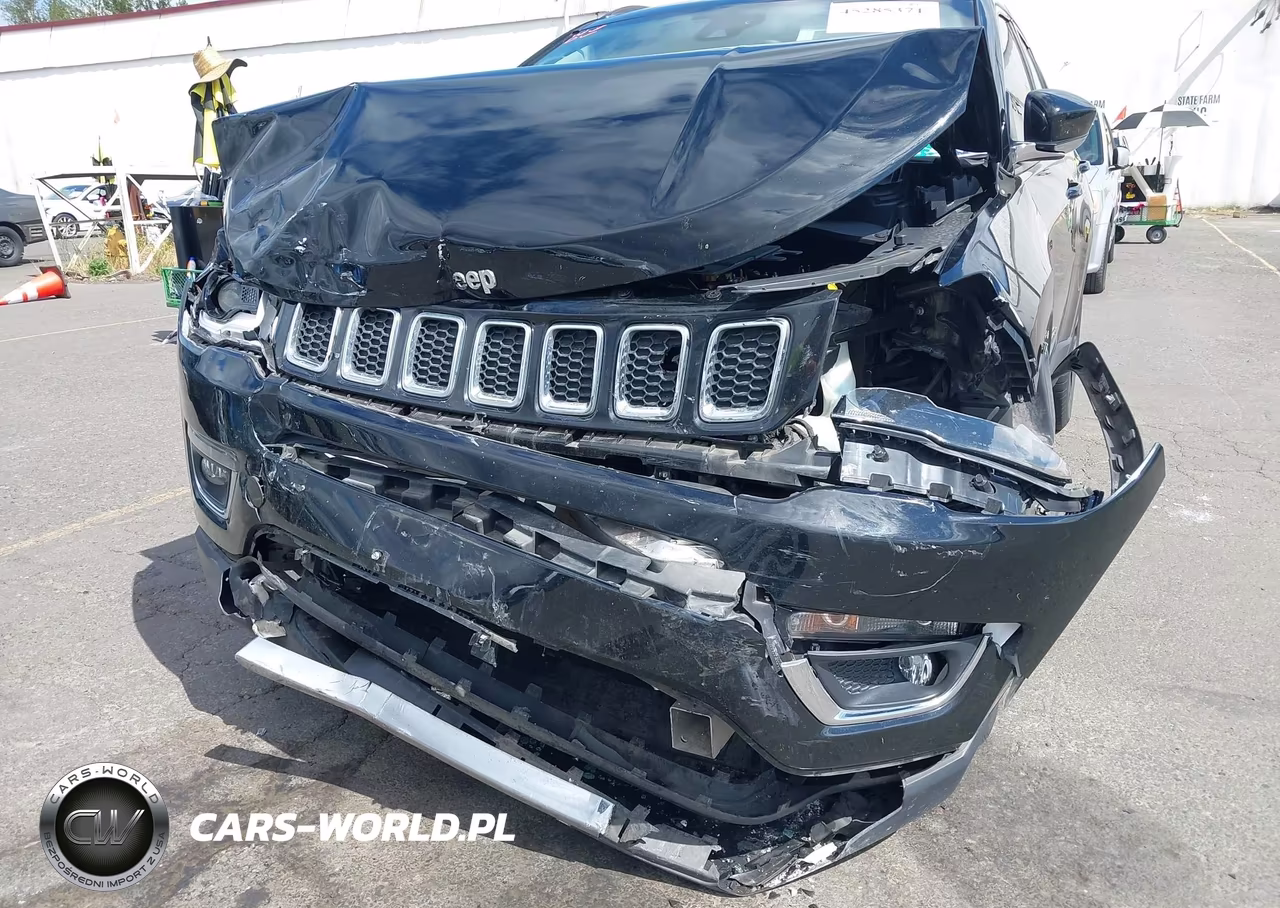 2018 Jeep Compass Limited Fwd VIN:3C4NJCCB7JT122666 - 18