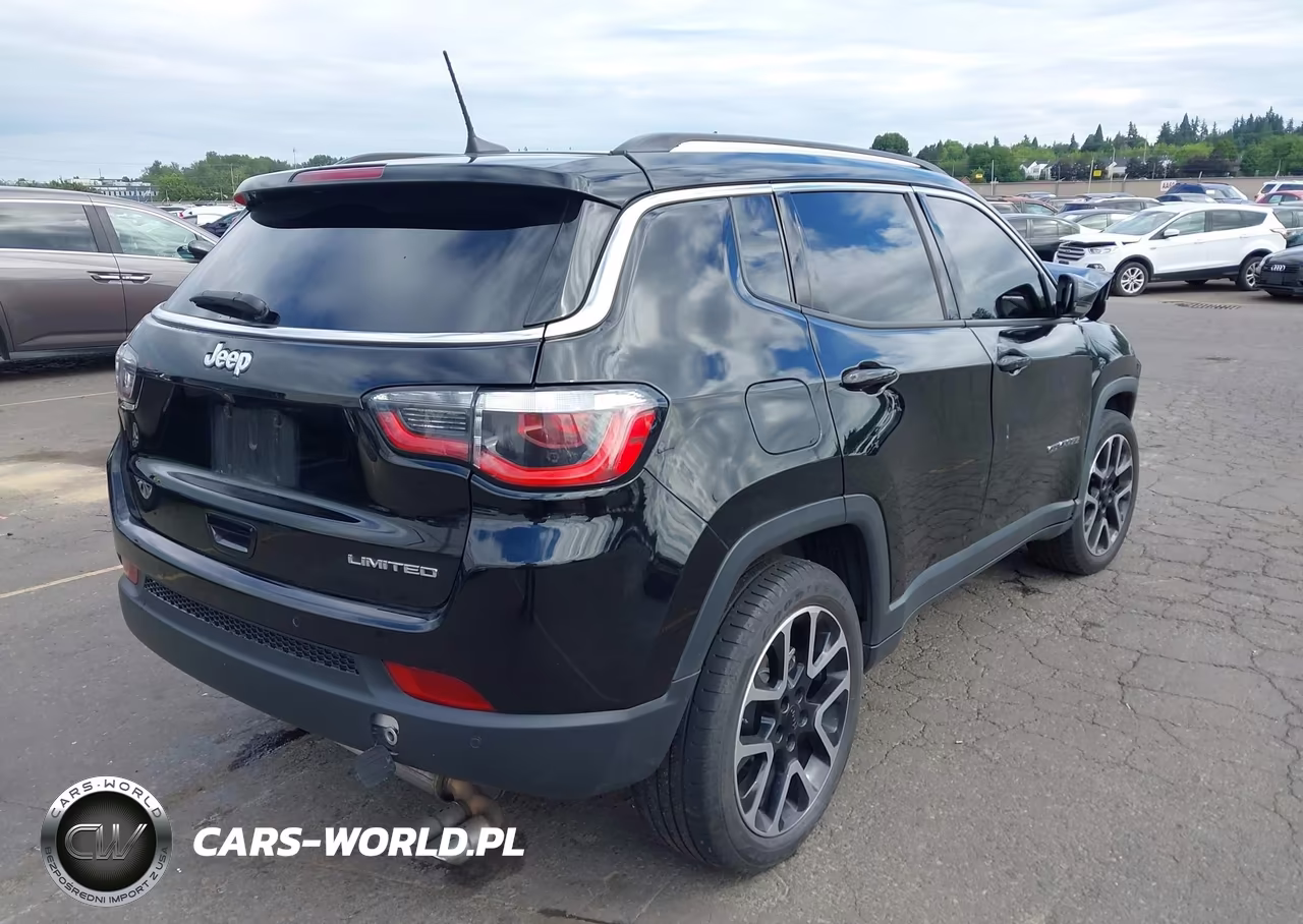 2018 Jeep Compass Limited Fwd VIN:3C4NJCCB7JT122666 - 4