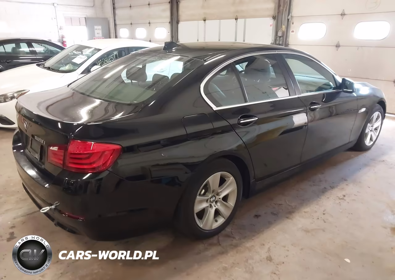 2011 BMW 528I VIN:WBAFR1C52BC738300 - 4