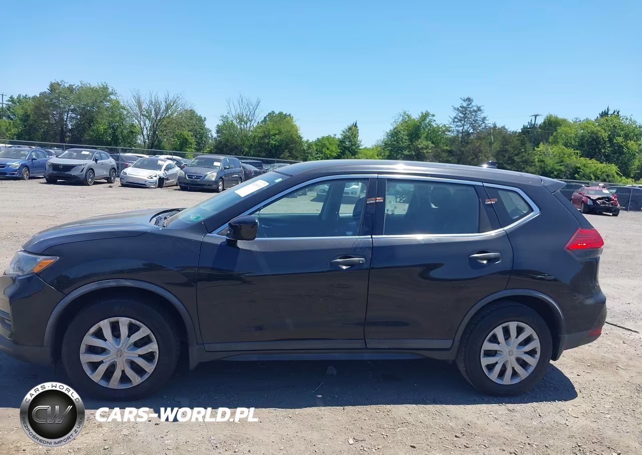 2017 Nissan Rogue S VIN:KNMAT2MT8HP583612 - 14