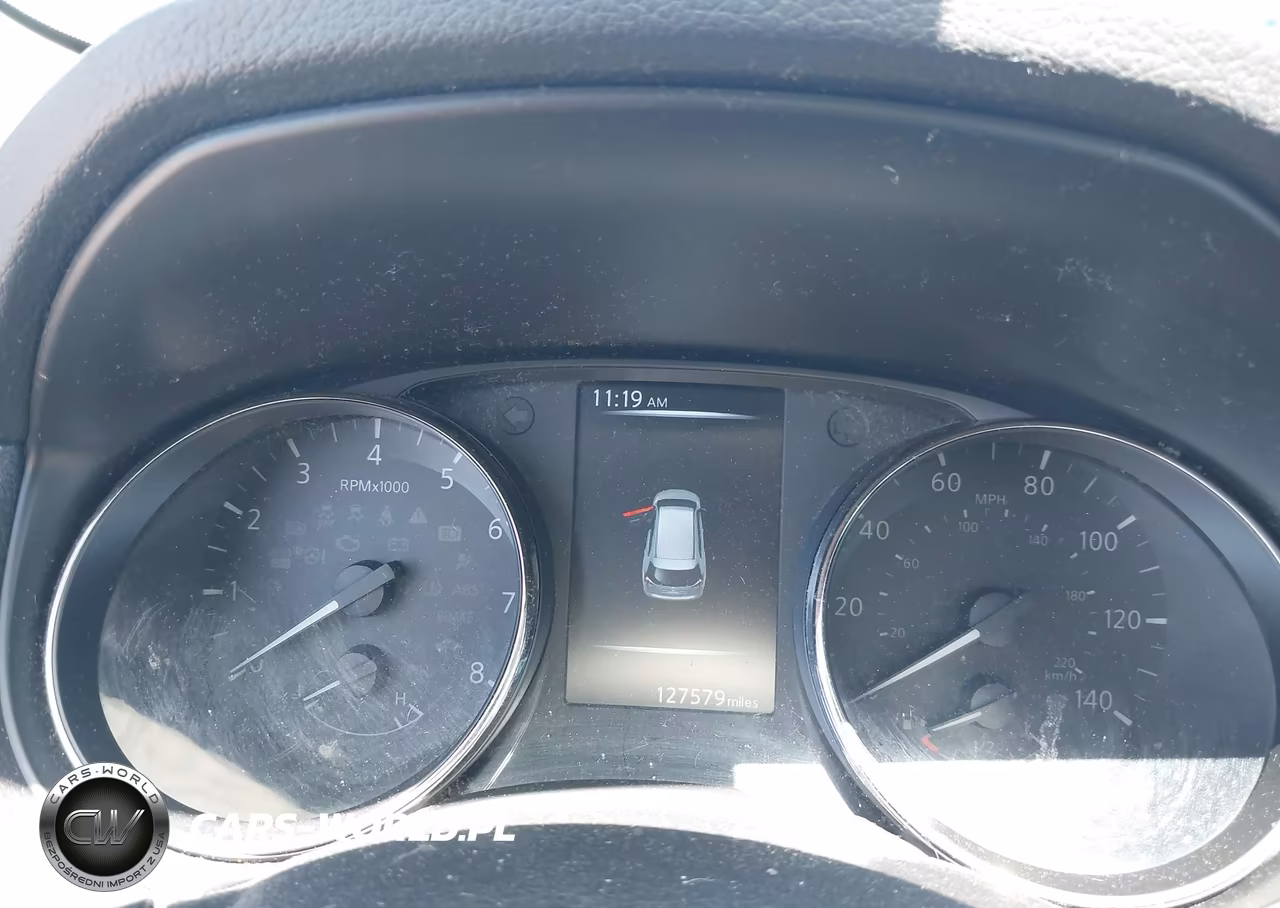 2017 Nissan Rogue S VIN:KNMAT2MT8HP583612 - 7