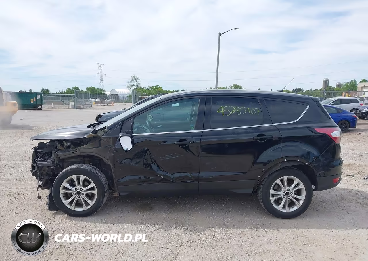 2017 Ford Escape Se VIN:1FMCU0GD5HUE66243 - 15