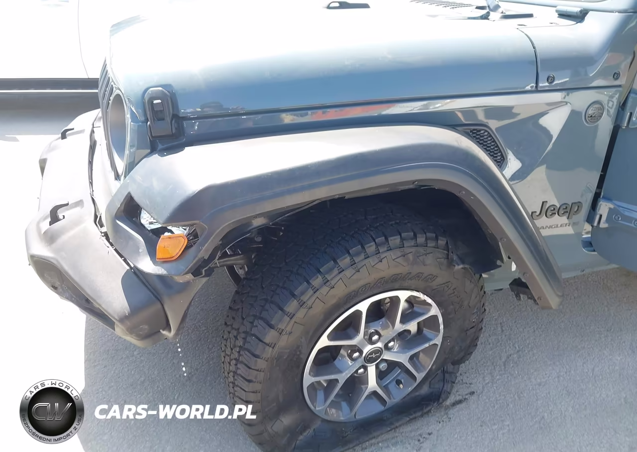 2025 Jeep Wrangler 4-Door Summit 4X4 VIN:1C4PJXDG3SW659962 - 6