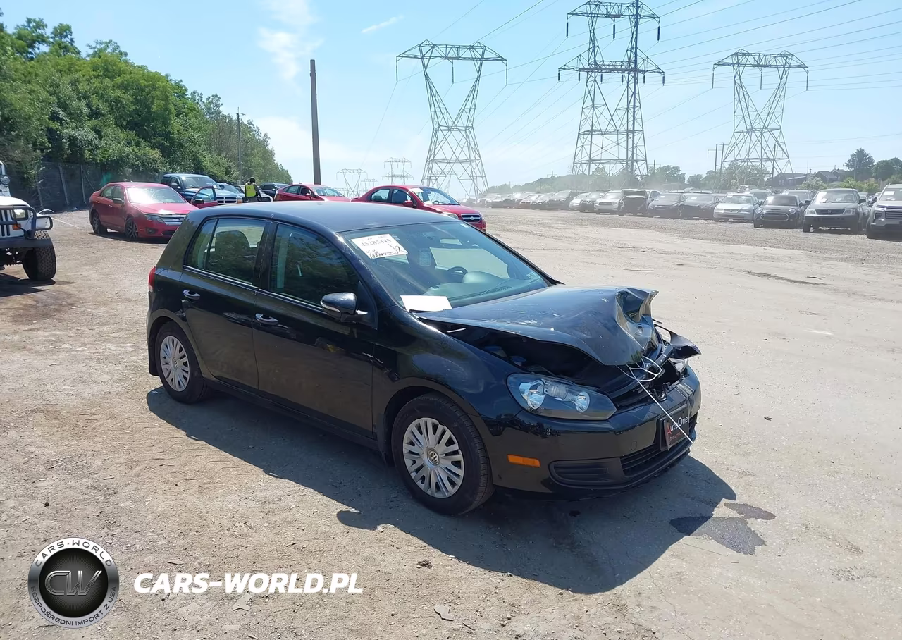 2013 Volkswagen Golf 2.5L 4-Door – zdjęcie 1 z 16