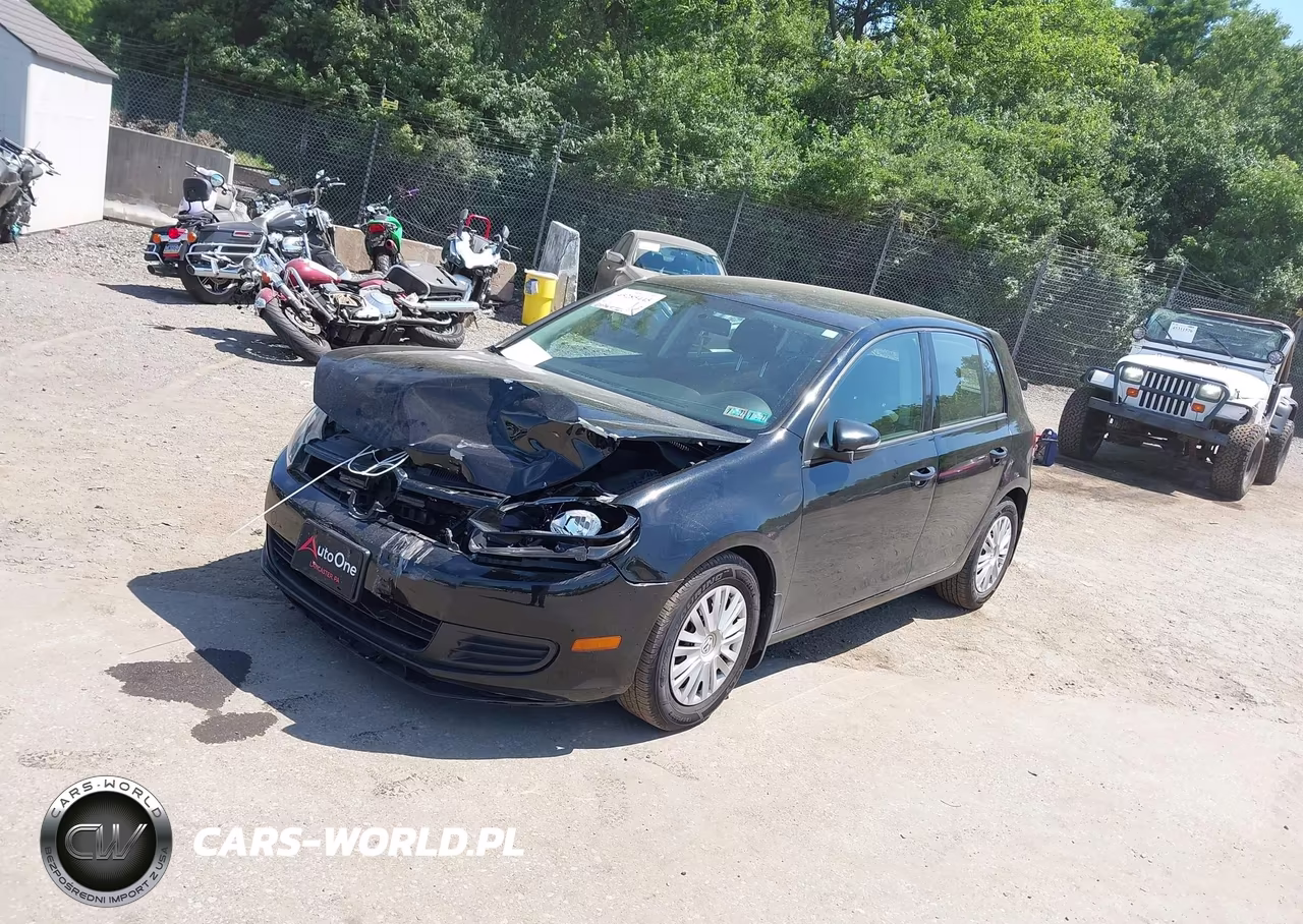 2013 Volkswagen Golf 2.5L 4-Door VIN:WVWDB7AJ4DW137392 - 2