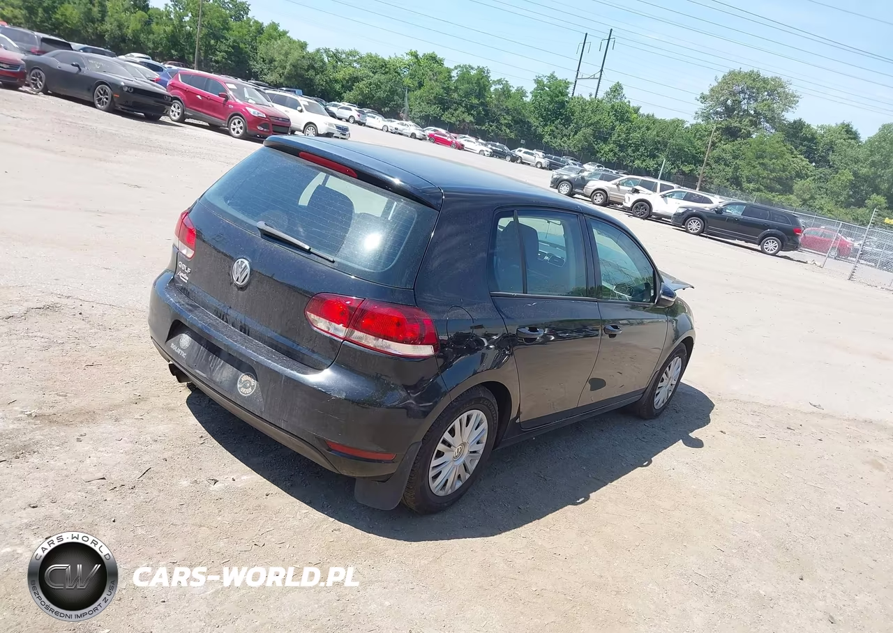 2013 Volkswagen Golf 2.5L 4-Door VIN:WVWDB7AJ4DW137392 - 4
