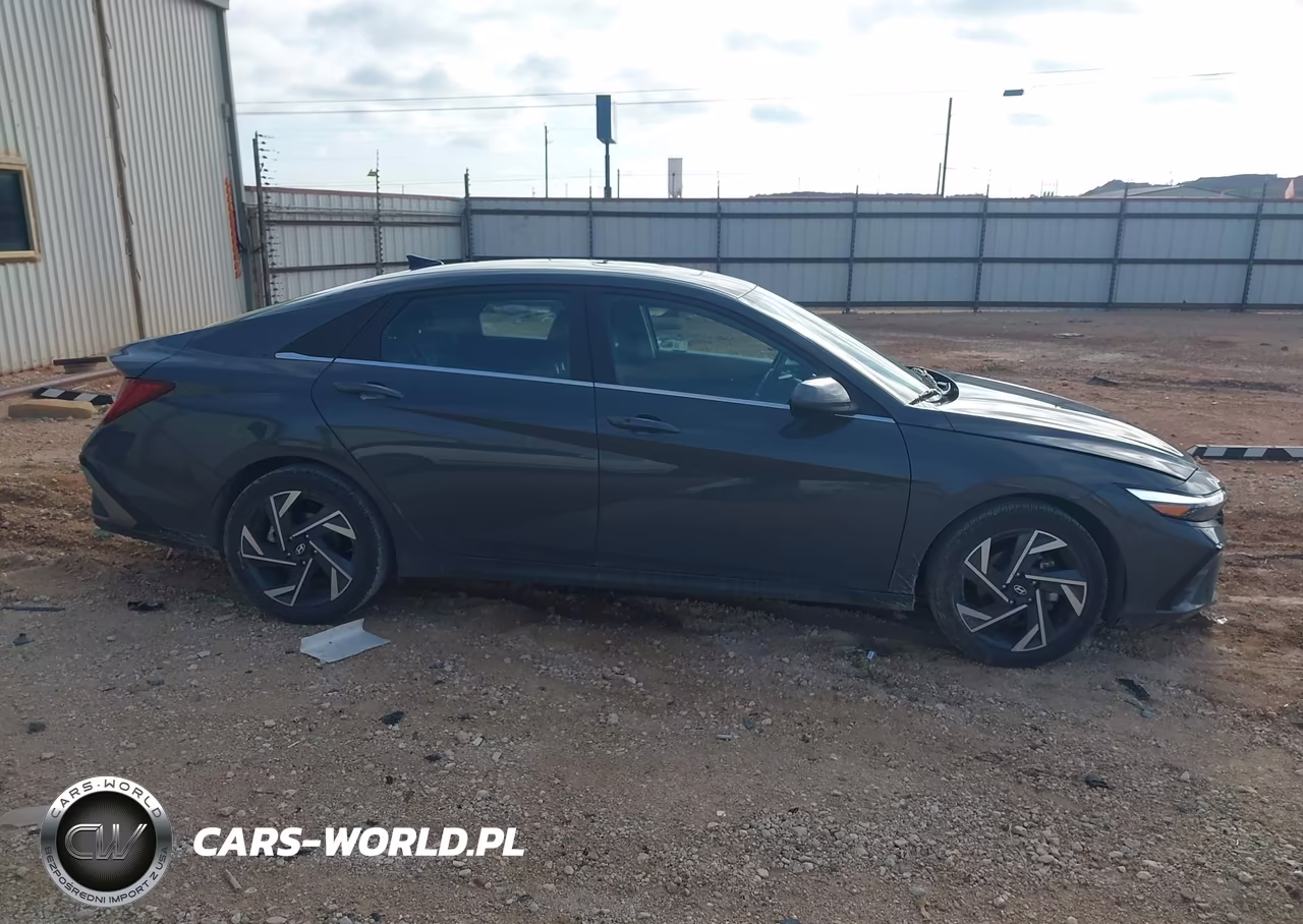 2025 Hyundai Elantra Sel Convenience VIN:KMHLS4DG7SU922343 - 13