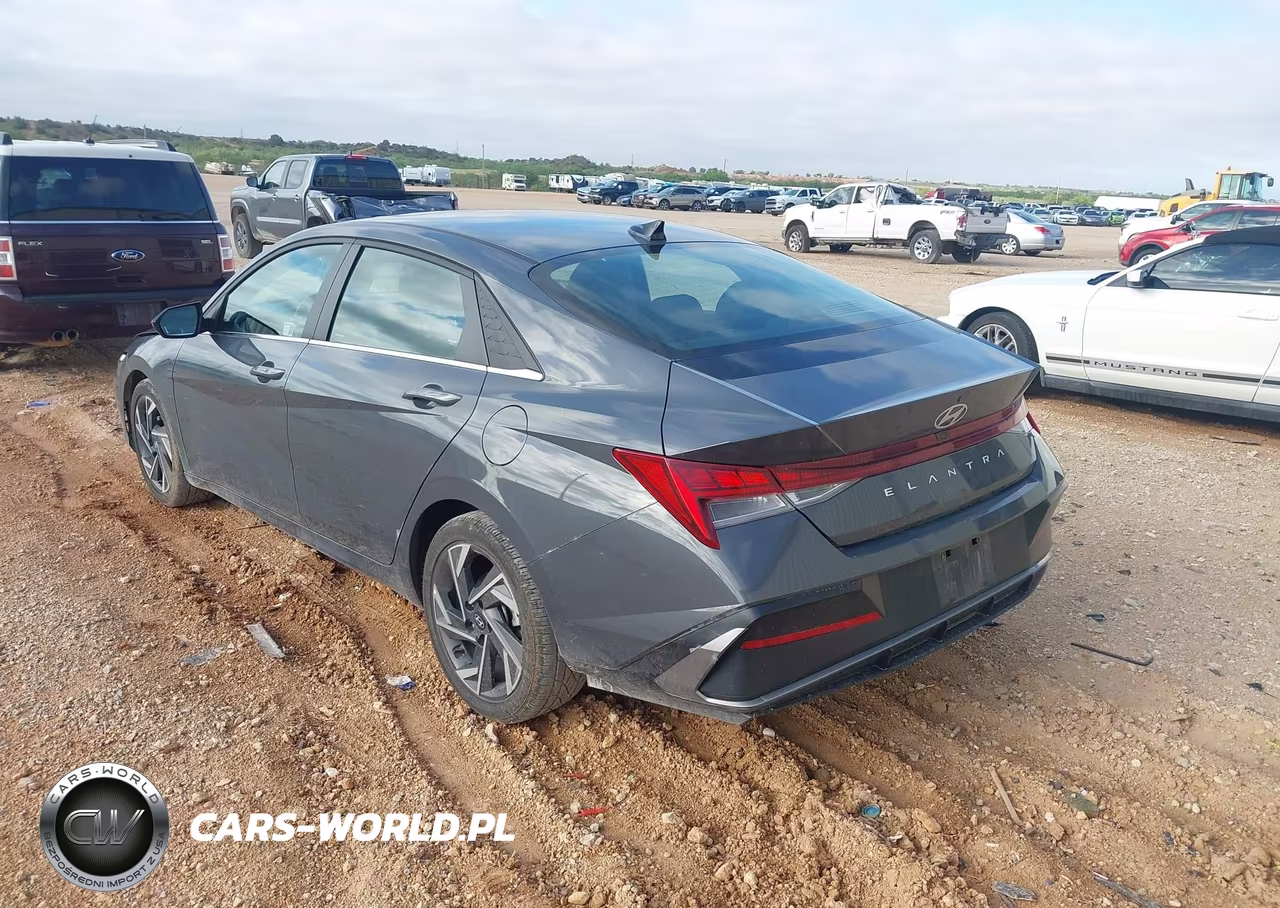 2025 Hyundai Elantra Sel Convenience VIN:KMHLS4DG7SU922343 - 3