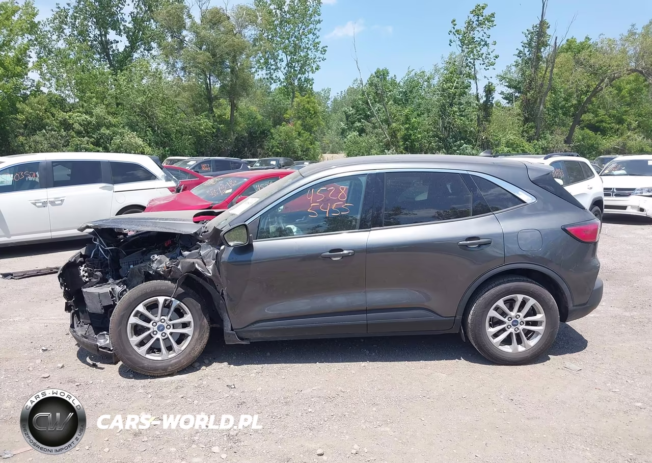2020 Ford Escape Se VIN:1FMCU9G6XLUC68028 - 14