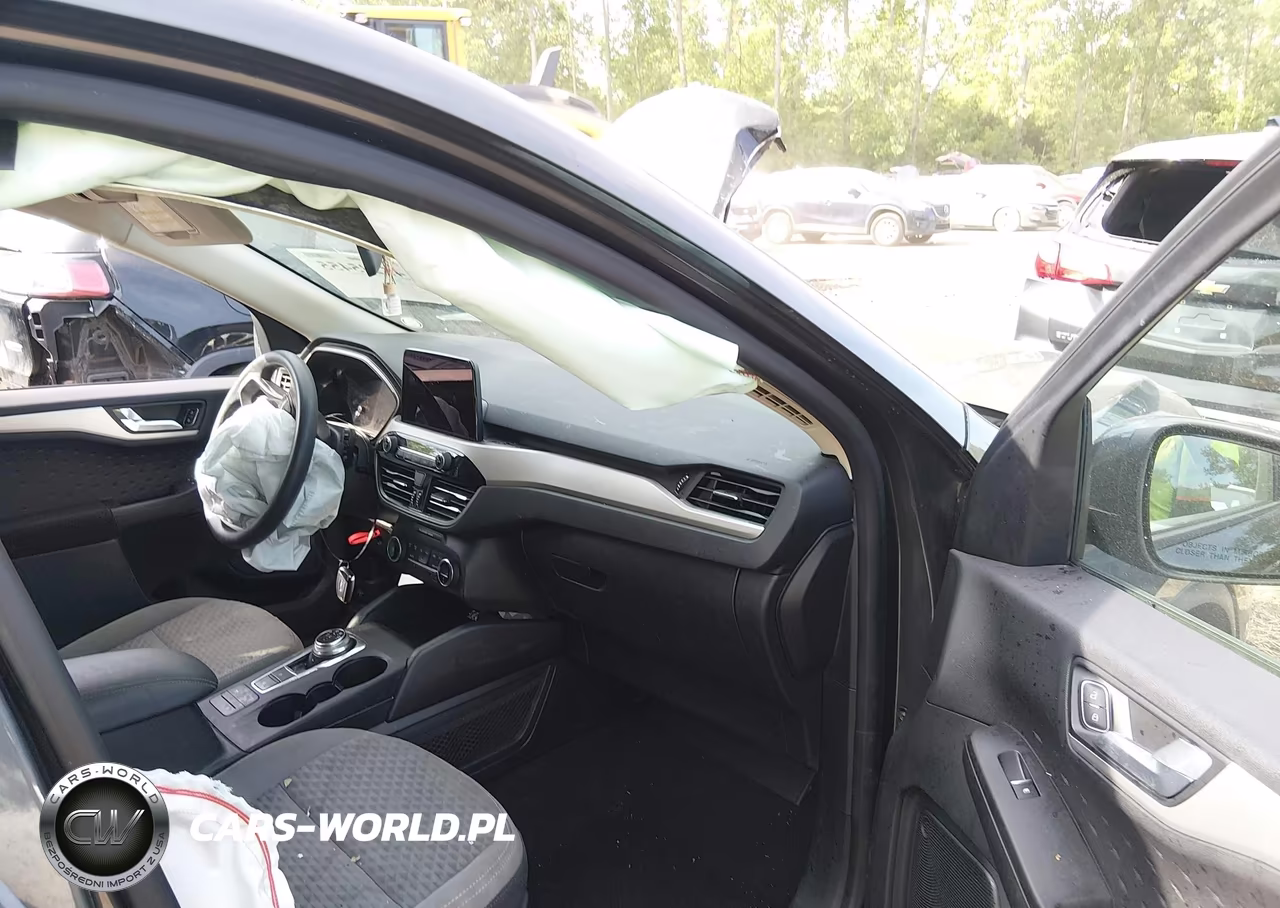 2020 Ford Escape Se VIN:1FMCU9G6XLUC68028 - 5