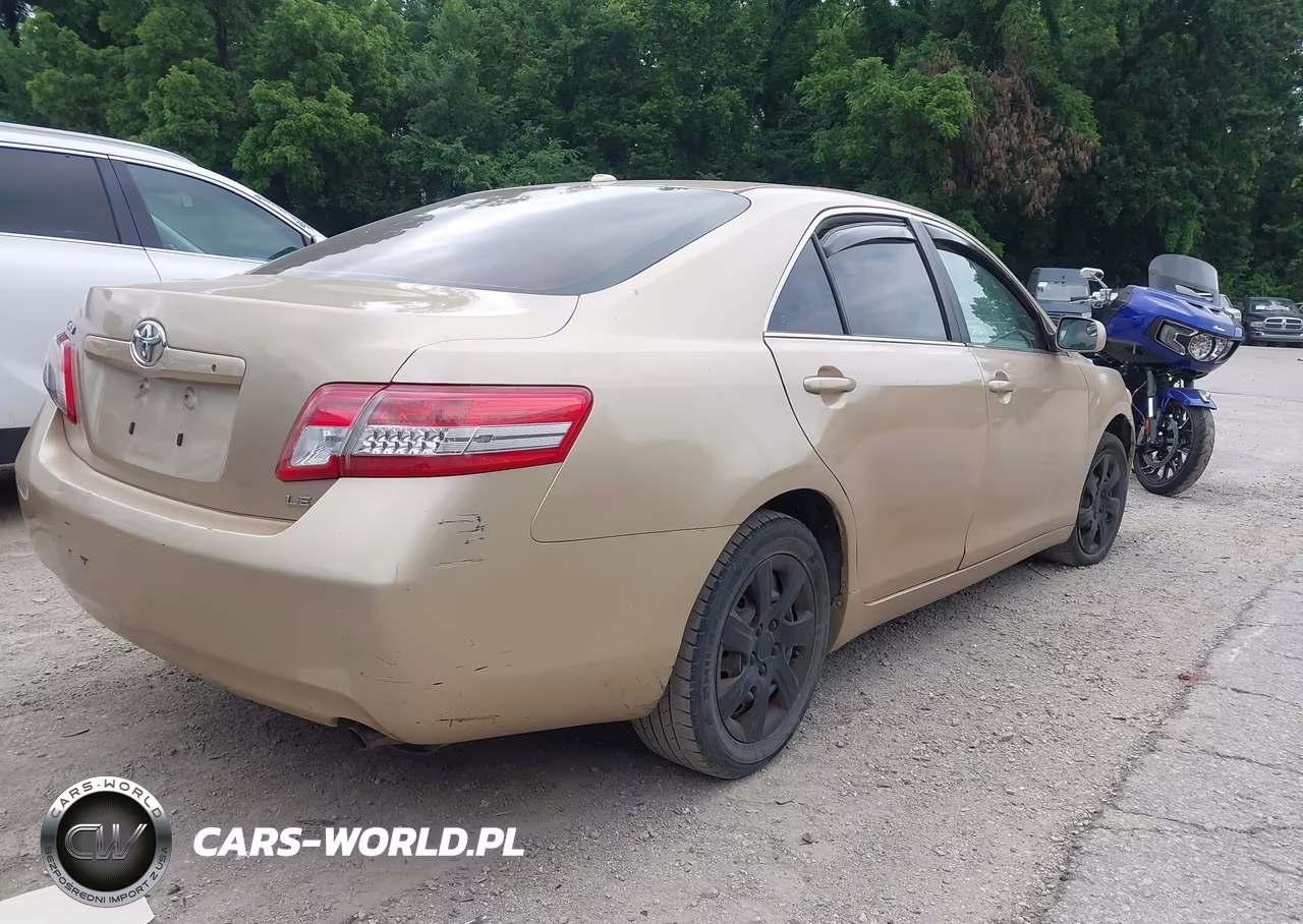2010 Toyota Camry Le VIN:4T1BF3EK0AU091344 - 4