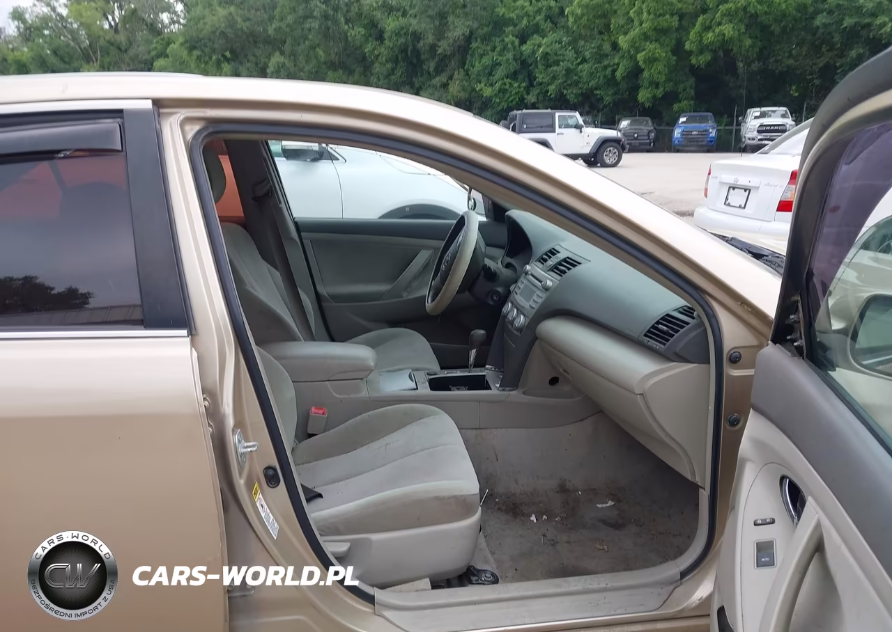 2010 Toyota Camry Le VIN:4T1BF3EK0AU091344 - 5