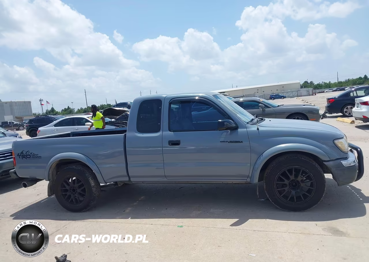 2000 Toyota Tacoma VIN:5TEVL52N7YZ696984 - 13