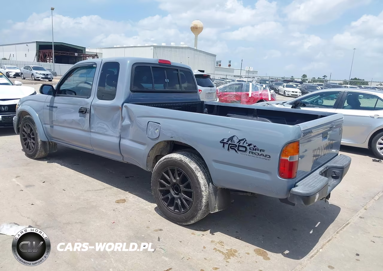 2000 Toyota Tacoma VIN:5TEVL52N7YZ696984 - 3
