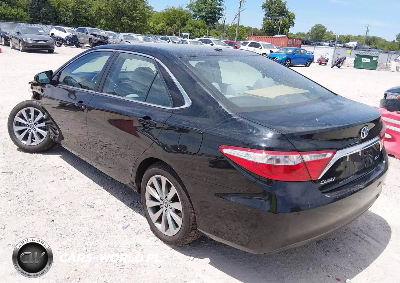 2017 Toyota Camry Xle VIN:4T1BF1FK7HU778060 - 3