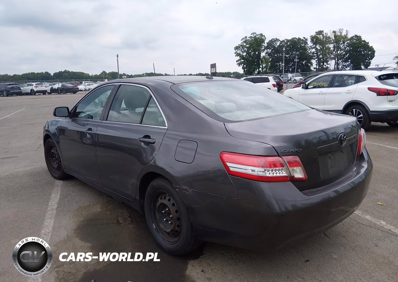2010 Toyota Camry Le VIN:4T4BF3EK8AR007101 - 3