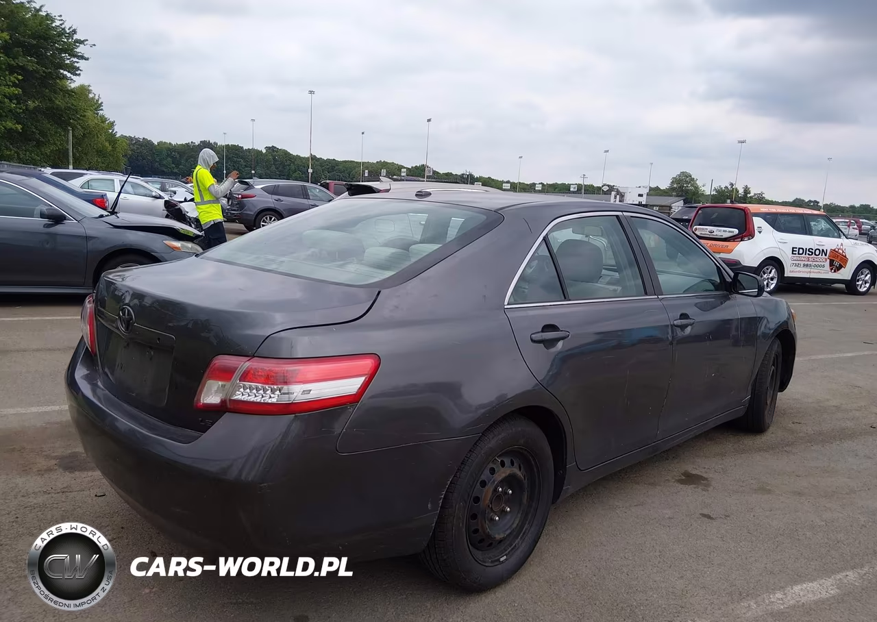 2010 Toyota Camry Le VIN:4T4BF3EK8AR007101 - 4