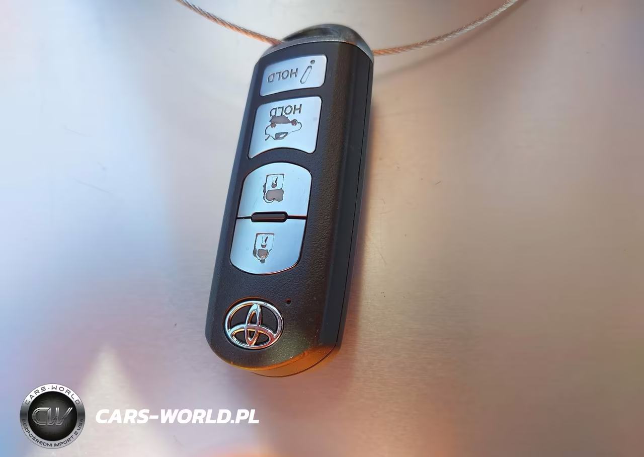 2019 Toyota Yaris Le VIN:3MYDLBYVXKY502996 - 11