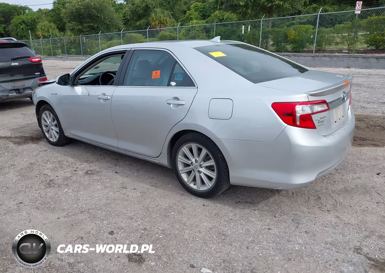 2012 Toyota Camry Hybrid Xle VIN:4T1BD1FK2CU014941 - 3