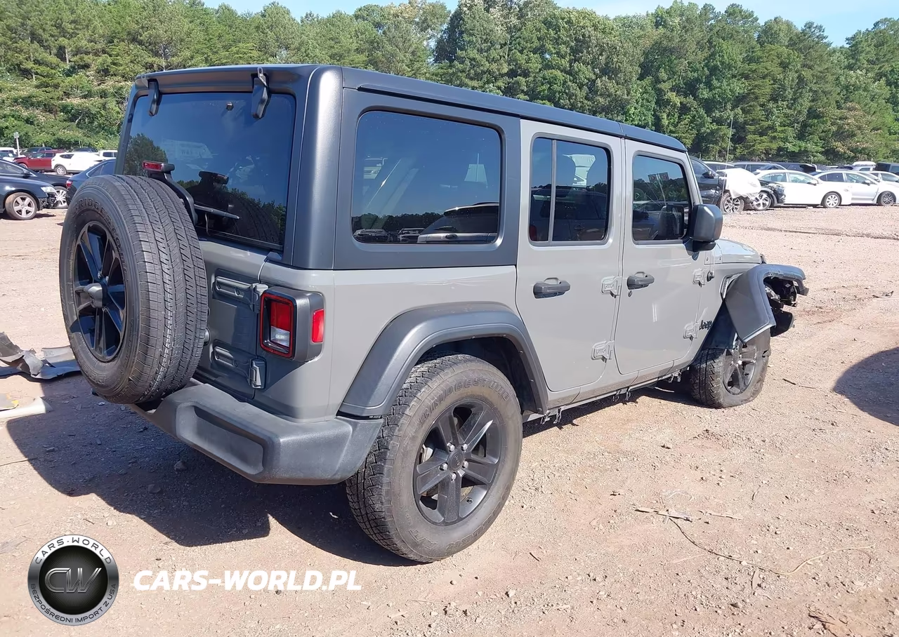 2020 Jeep Wrangler Unlimited Sport Altitude 4X4 VIN:1C4HJXDG1LW171518 - 4