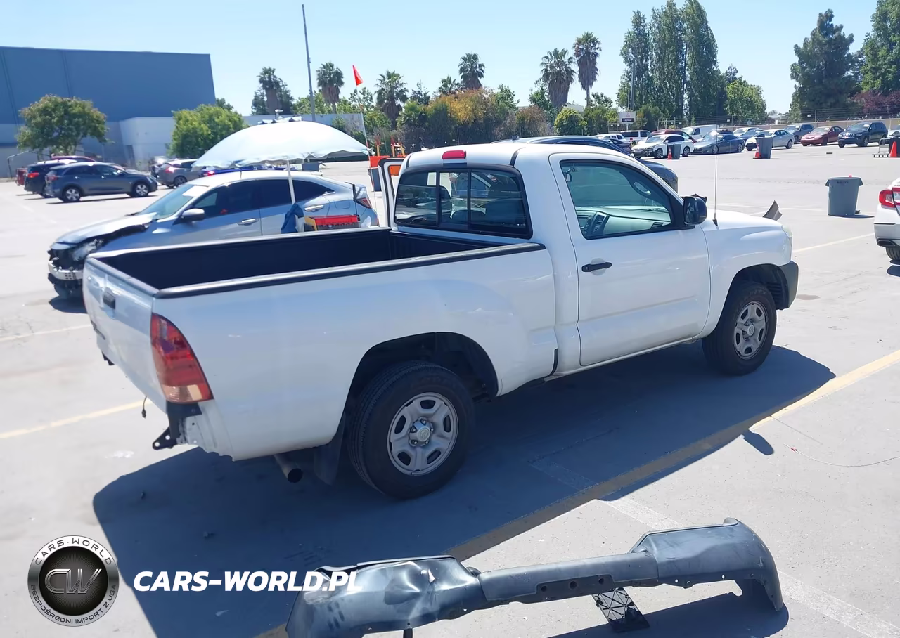 2013 Toyota Tacoma VIN:5TFNX4CN5DX024808 - 4