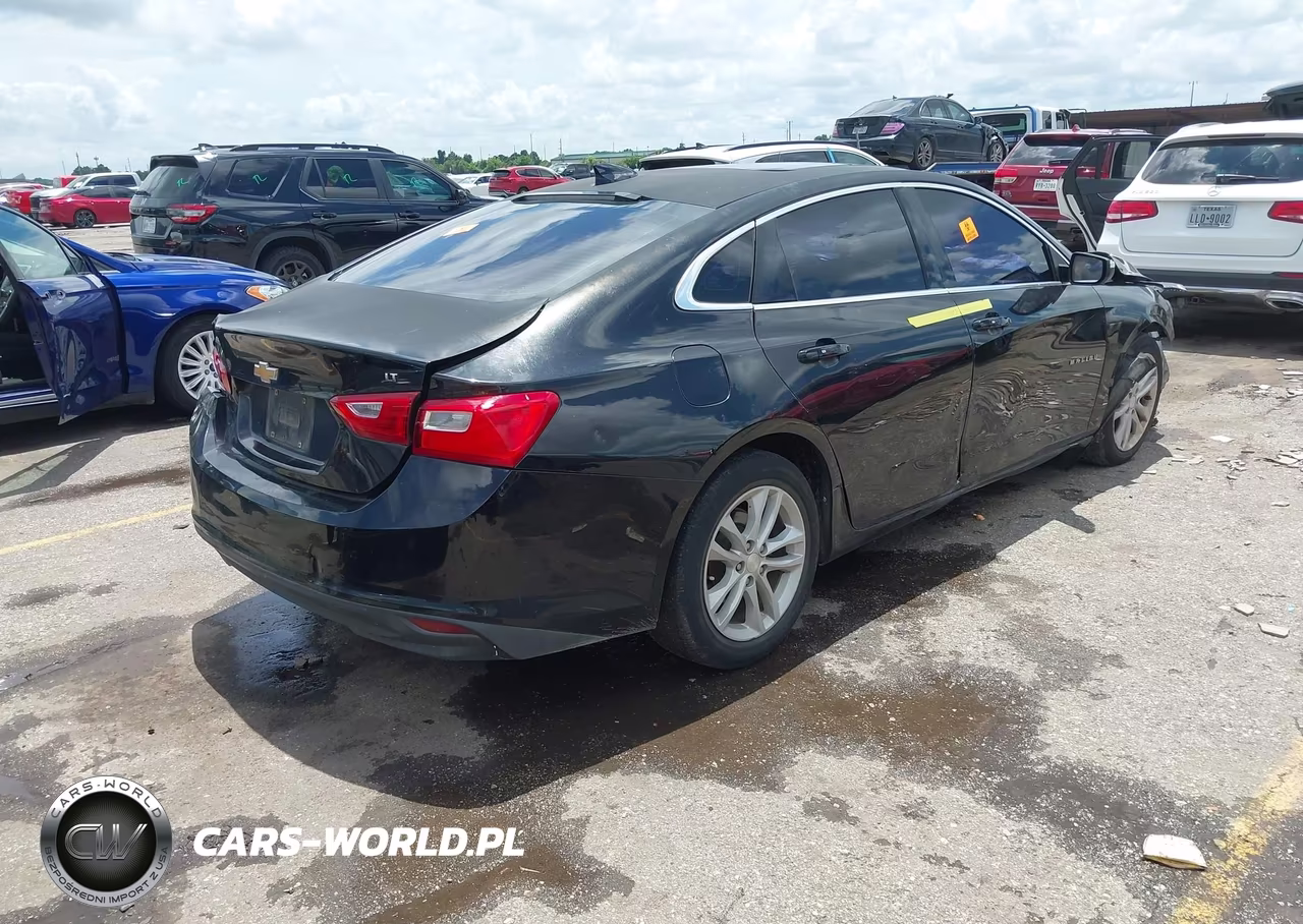 2016 Chevrolet Malibu 1Lt VIN:1G1ZE5ST3GF185092 - 4