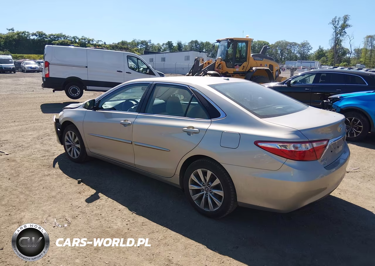 2017 Toyota Camry Xle VIN:4T1BF1FK9HU726462 - 3