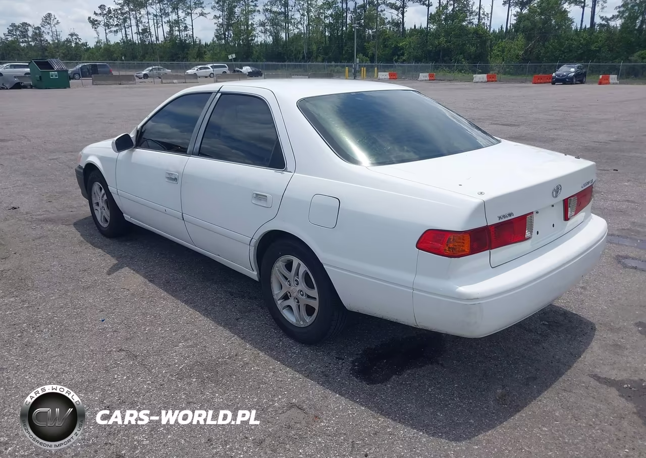 2000 Toyota Camry Le VIN:4T1BG22K6YU977271 - 3