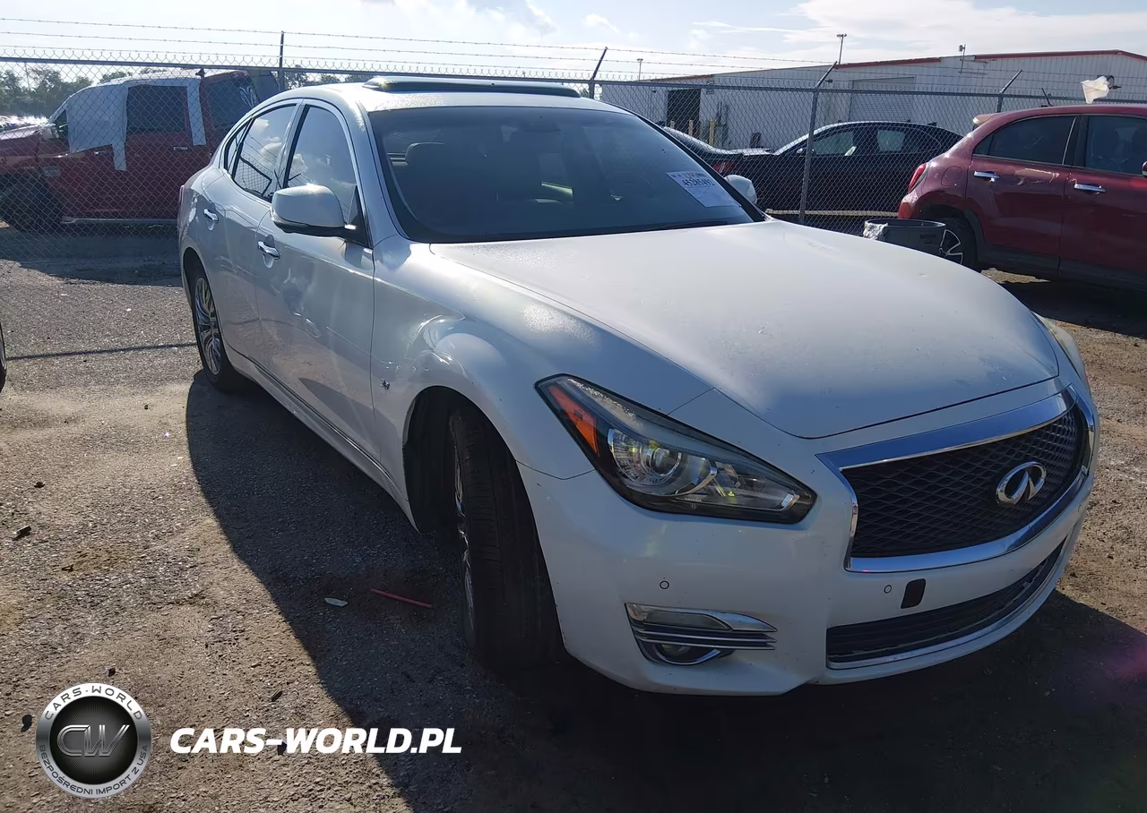 2015 Infiniti Q70 3.7 – zdjęcie 1 z 16