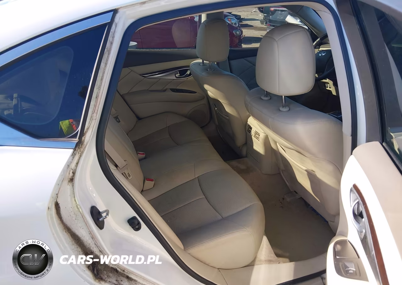 2015 Infiniti Q70 3.7 VIN:JN1BY1AP6FM540234 - 8
