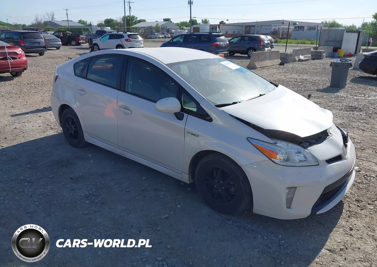 2014 Toyota Prius Two – zdjęcie 1 z 16