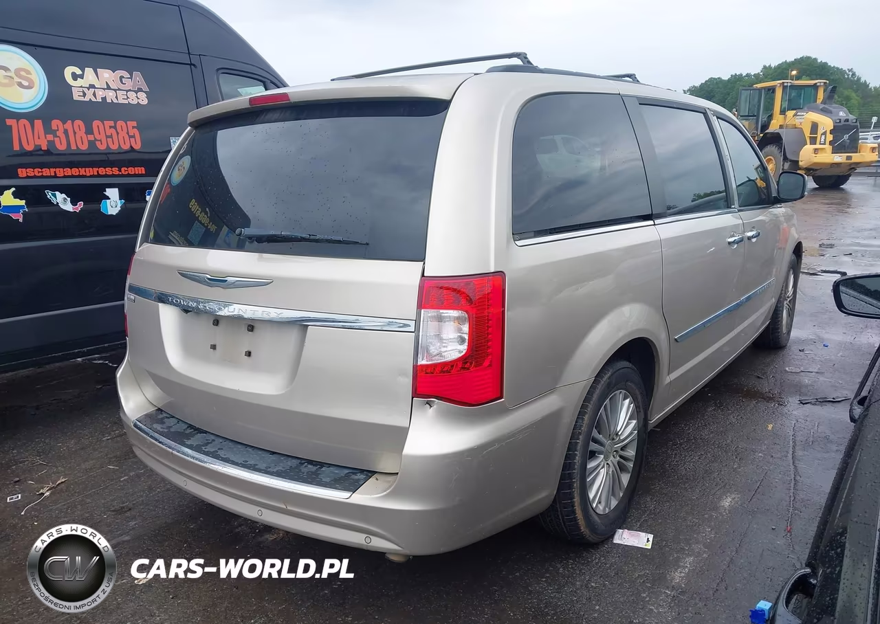 2013 Chrysler Town & Country Touring-L VIN:2C4RC1CG5DR614552 - 4