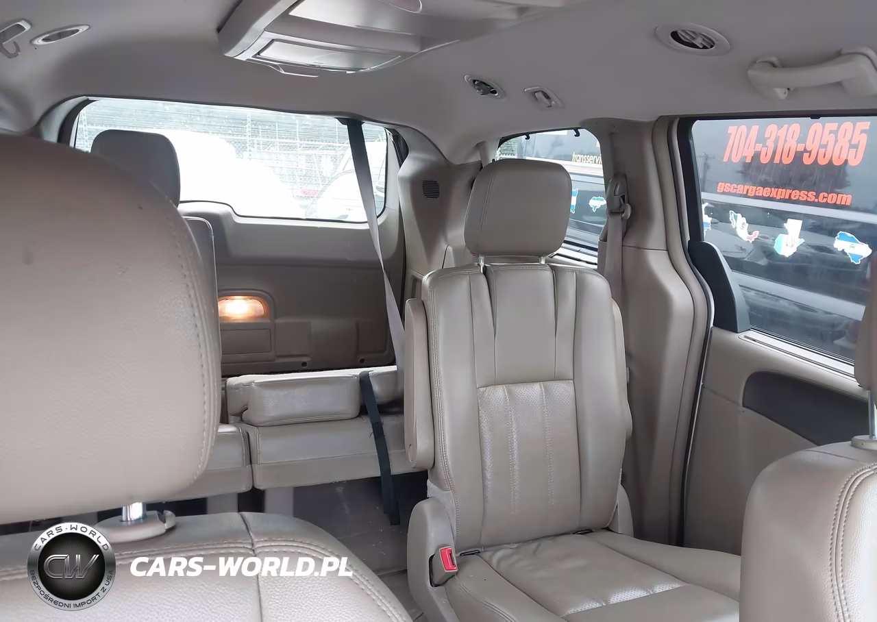 2013 Chrysler Town & Country Touring-L VIN:2C4RC1CG5DR614552 - 8