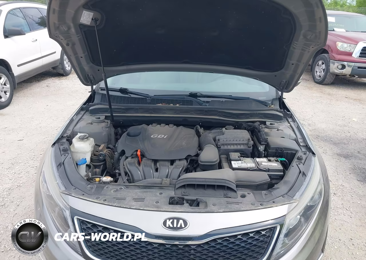 2015 Kia Optima Lx VIN:5XXGM4A79FG420742 - 10