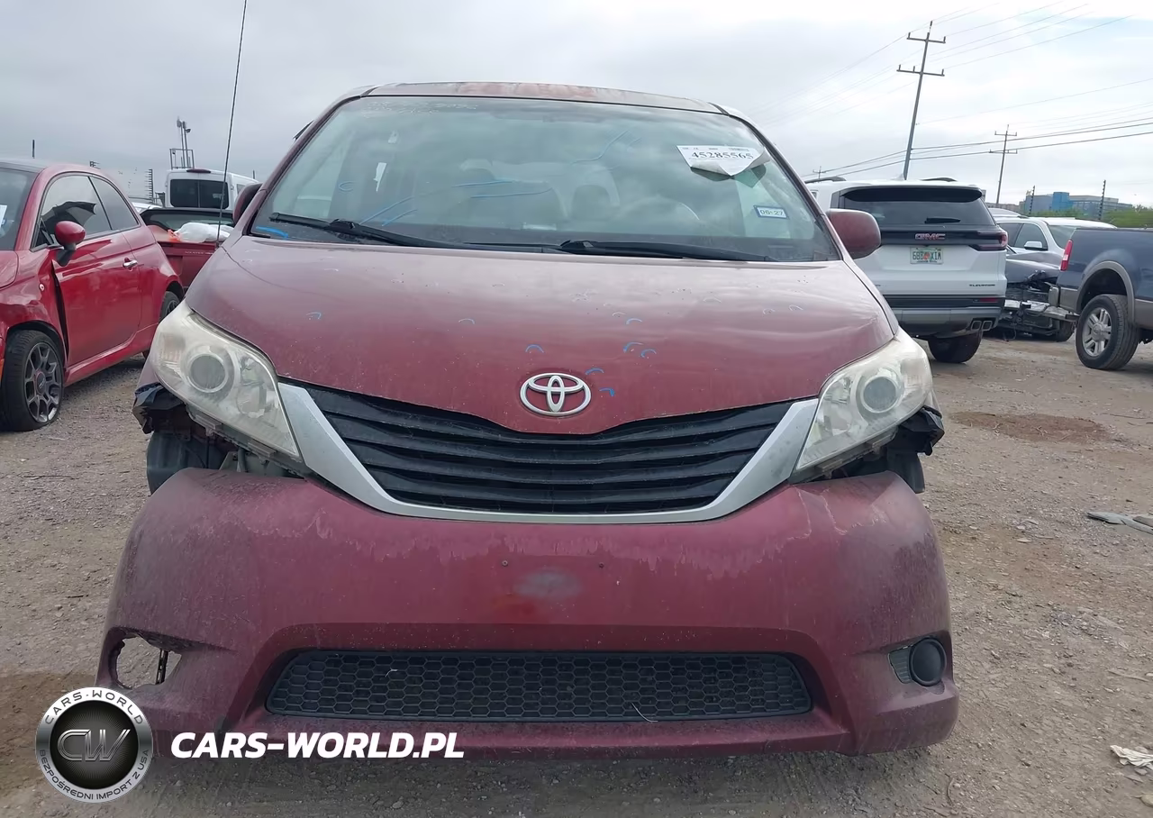 2014 Toyota Sienna Le V6 8 Passenger VIN:5TDKK3DC7ES467333 - 12