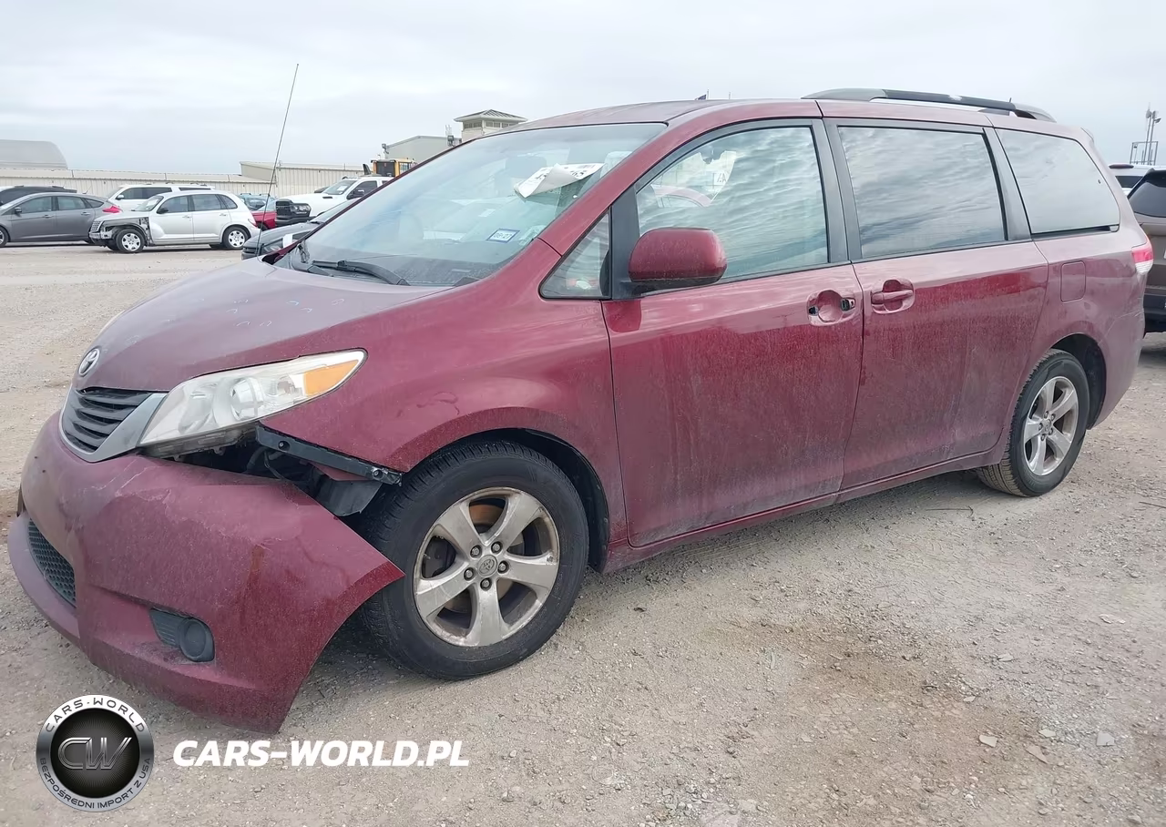 2014 Toyota Sienna Le V6 8 Passenger VIN:5TDKK3DC7ES467333 - 2