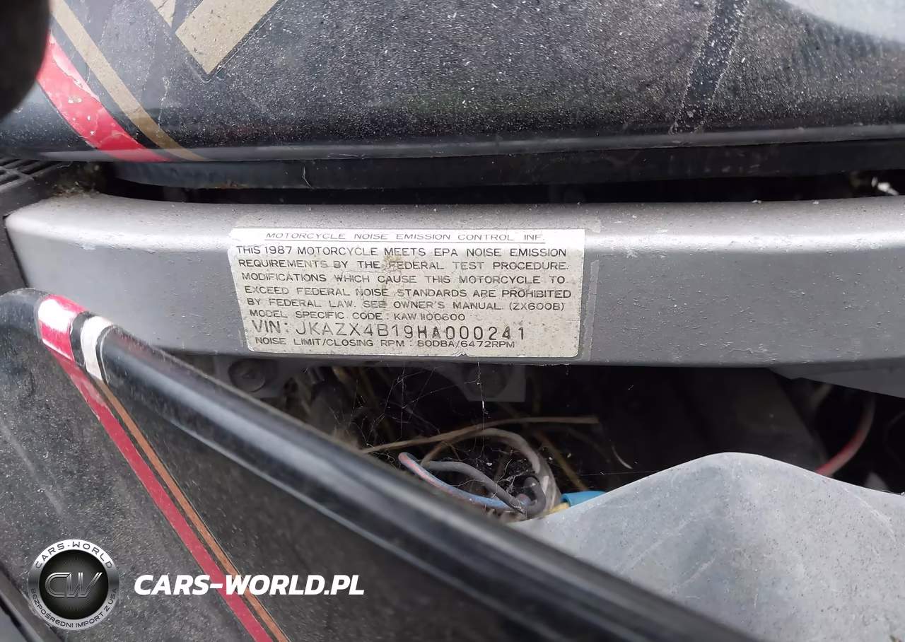 1987 Kawasaki Zx600 B VIN:JKAZX4B19HA000241 - 10
