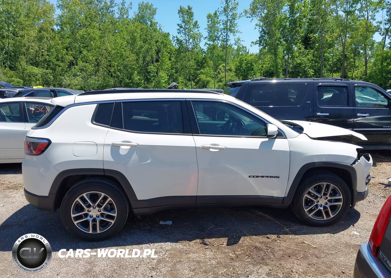 2018 Jeep Compass Latitude Fwd VIN:3C4NJCBB4JT102859 - 14
