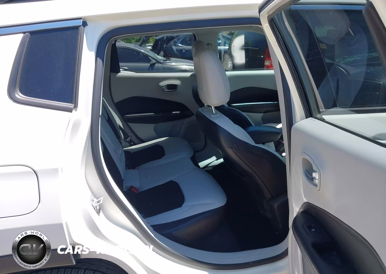 2018 Jeep Compass Latitude Fwd VIN:3C4NJCBB4JT102859 - 8